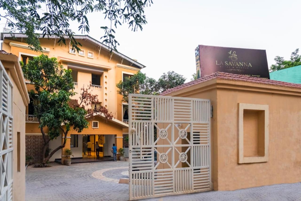 La Savanna By Dl Hotels & Resorts Rāmnagar Exterior photo